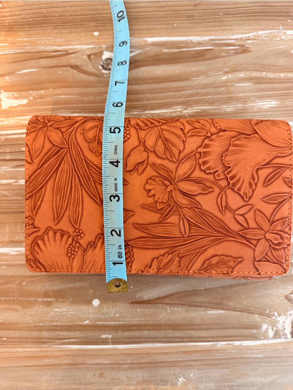 NWT Save the Girls Floral Embossed Camel Vegan Leather Crossbody Clutch - Picture 10 of 10